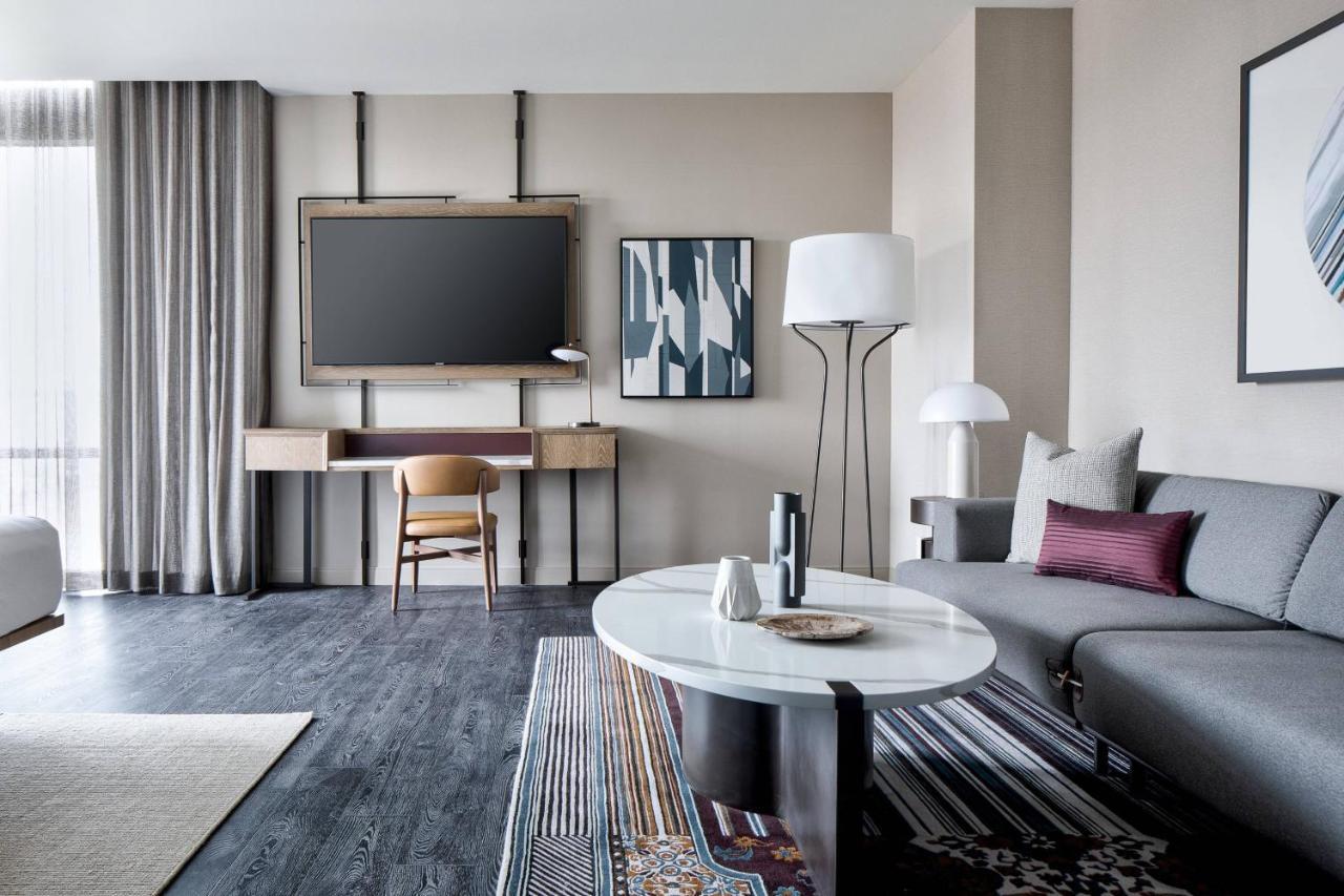 Marriott Dallas Uptown Exterior photo